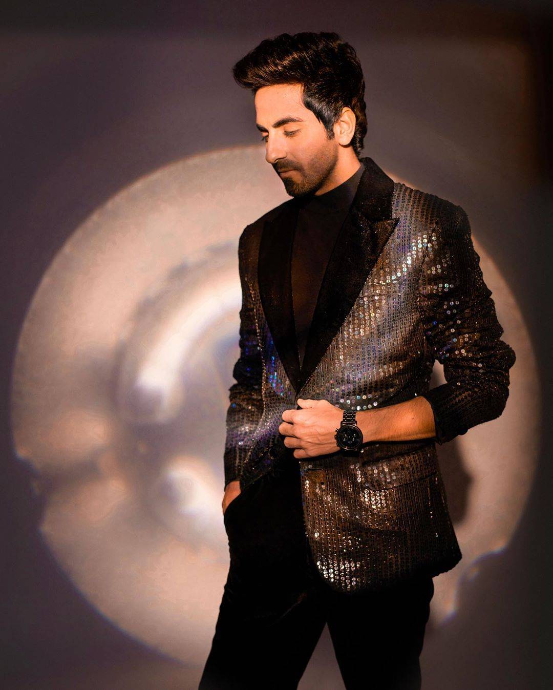 Ayushmann Khurrana top model India - posing in black suit