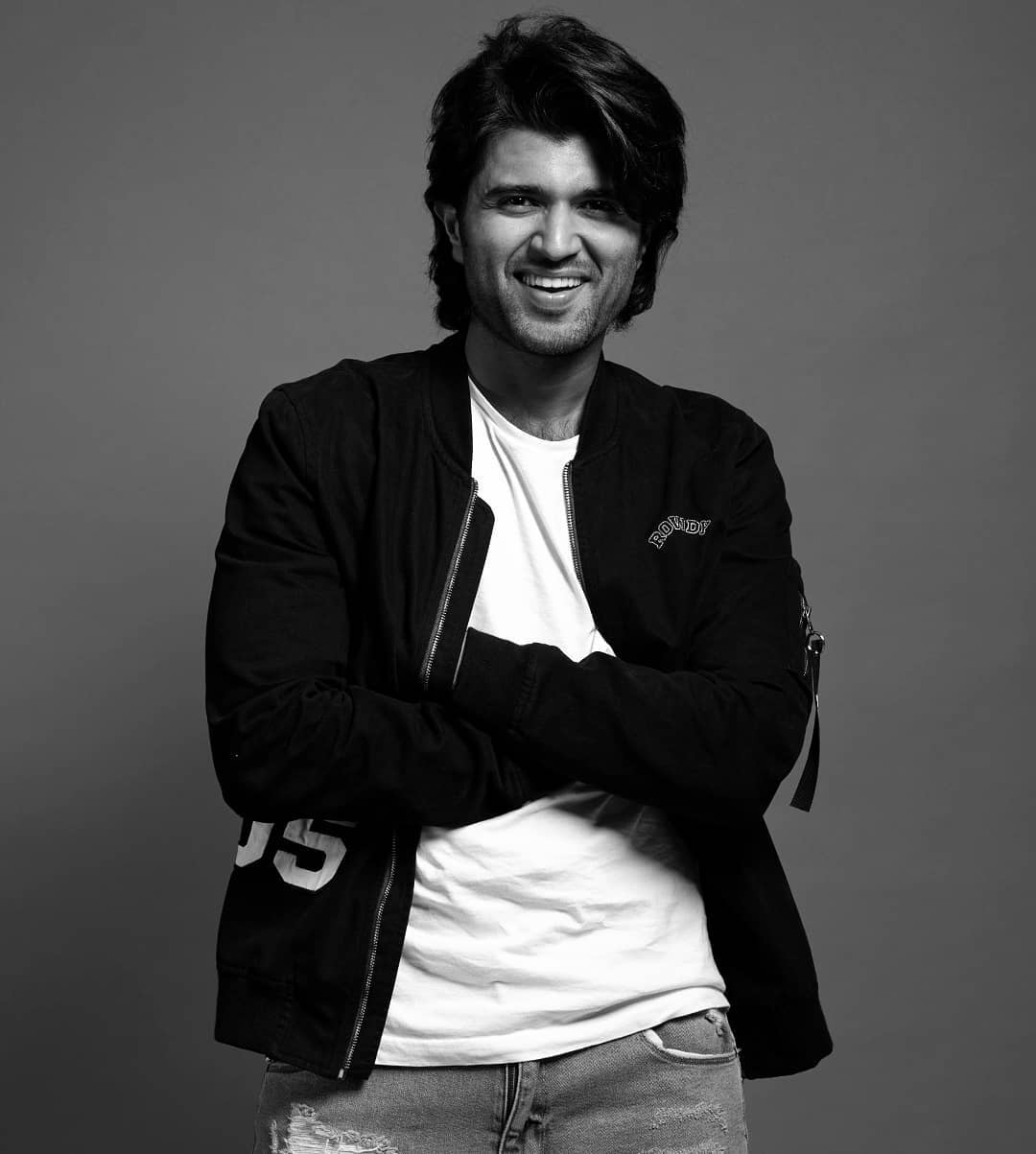 Vijay DeveraKonda top model India - black n white picture no beard