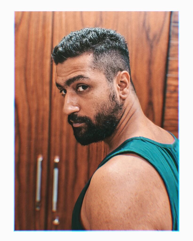 Vicky Kaushal Hairstyle - Posing in Green Denim