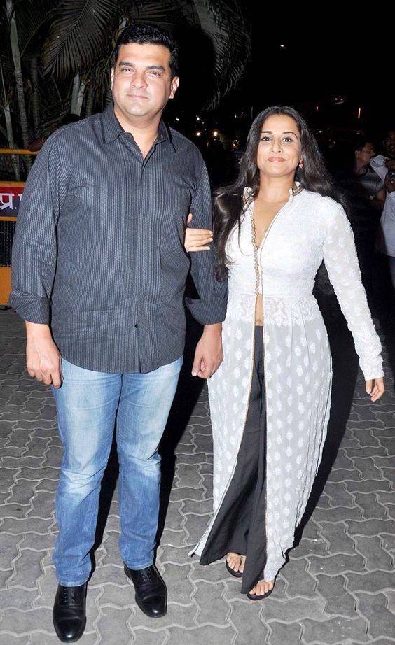 Vidya Balan married August Born Siddharth Roy Kapur - Both are looking gorgeous in white & black dress