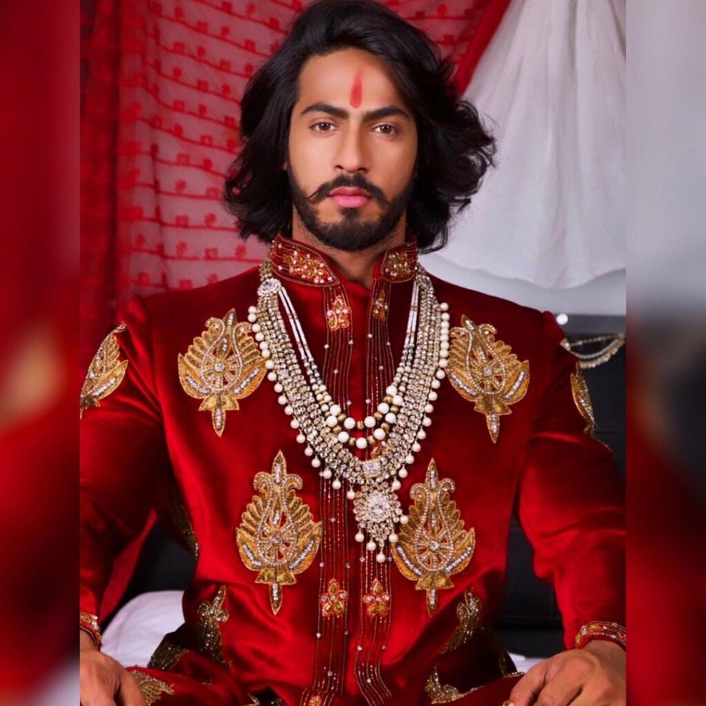 Thakur Anoop Singh The Royal mane hairstyles look in royal outfit