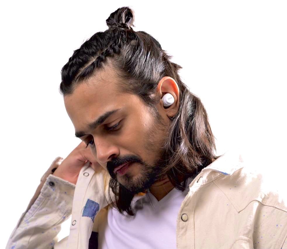 Bhuvan Bam topknot hairstyle