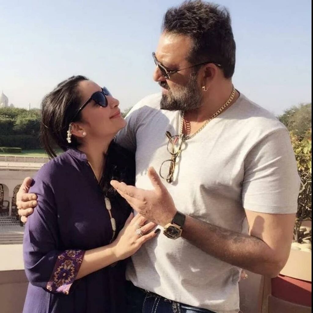 Sanjay Dutt looking at his smiling wife Manyata Dutt - Indian Celebrities who married late