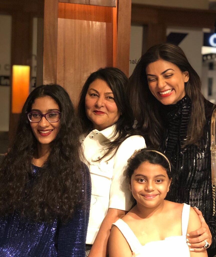 Sushmita Sen with her mother and daughters - bollywood celebrities who adopted child
