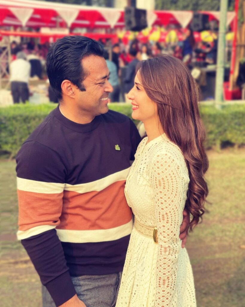 Kim Sharma and Leander Paes smiling and looking at each other - celebs who made their relationship official in 2021