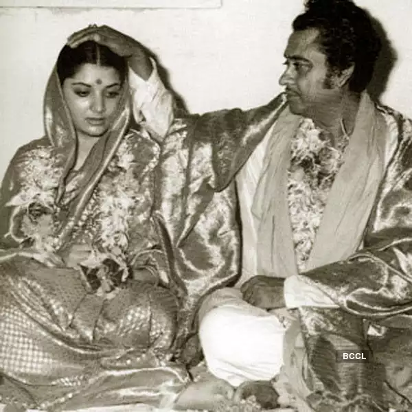 Kishore Kumar and Yogita Bali at their wedding function - which celebrity has the shortest marriage