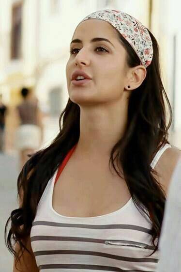 Katrina Kaif in white and black stripes top and bandana - hairstyles for thin girls