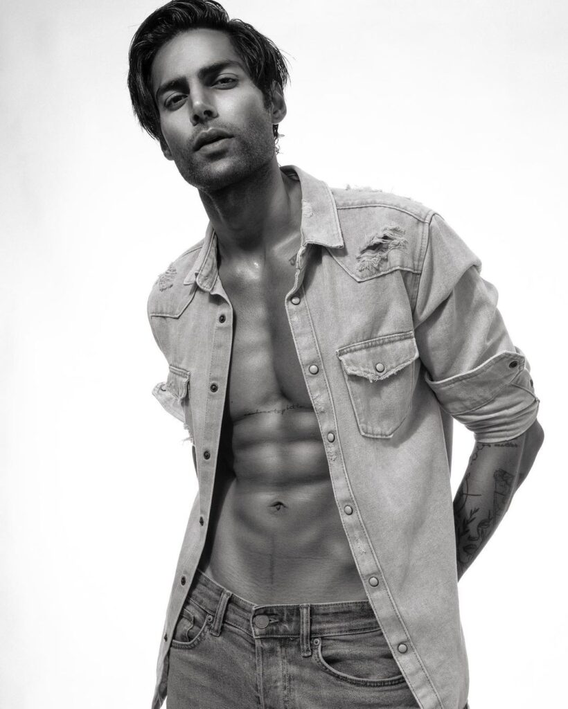 blakc and white picture of Prabh Uppal - models in India