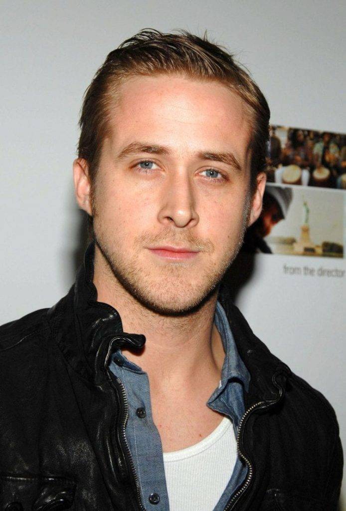Ryan Gosling in black jacket with blue shirt showing his Brush Up - Hollywood actors hairstyles