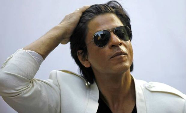 Shahrukh Khan in white blazer and black shirt and goggles - Shahrukh Khan shampoo