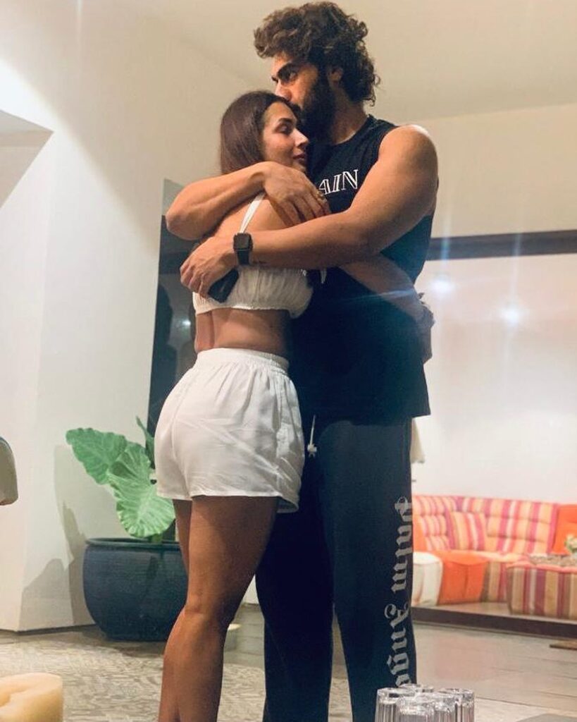 Malaika Arora and Arjun Kapoor hugging each other - compatibility of libra and capricorn