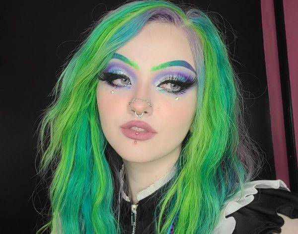 431+ Offbeat Green Hair Color Ideas for Women to Inspire