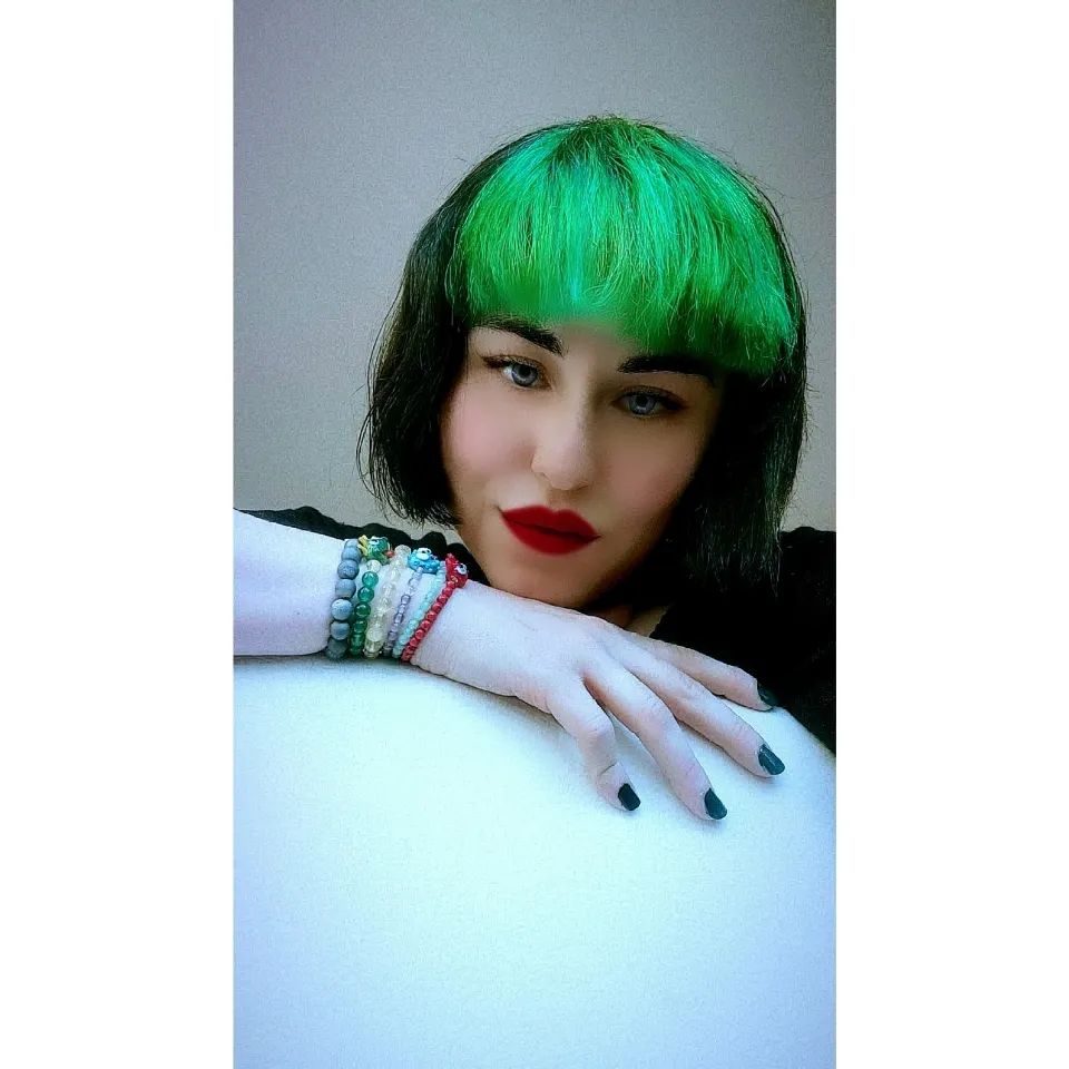 Green Hair color 190 face shape | green hair color | green hair color for women Green Hair Color ideas
