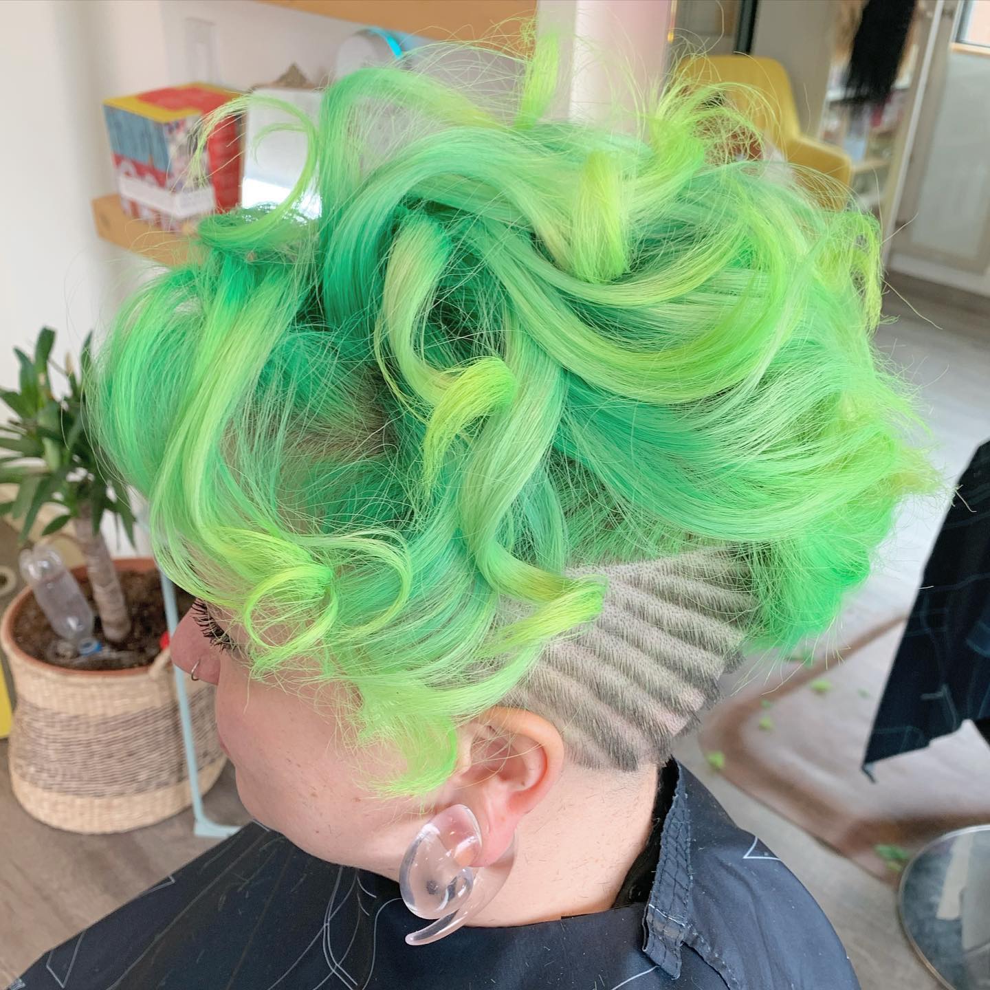 Green Hair color 208 face shape | green hair color | green hair color for women Green Hair Color ideas