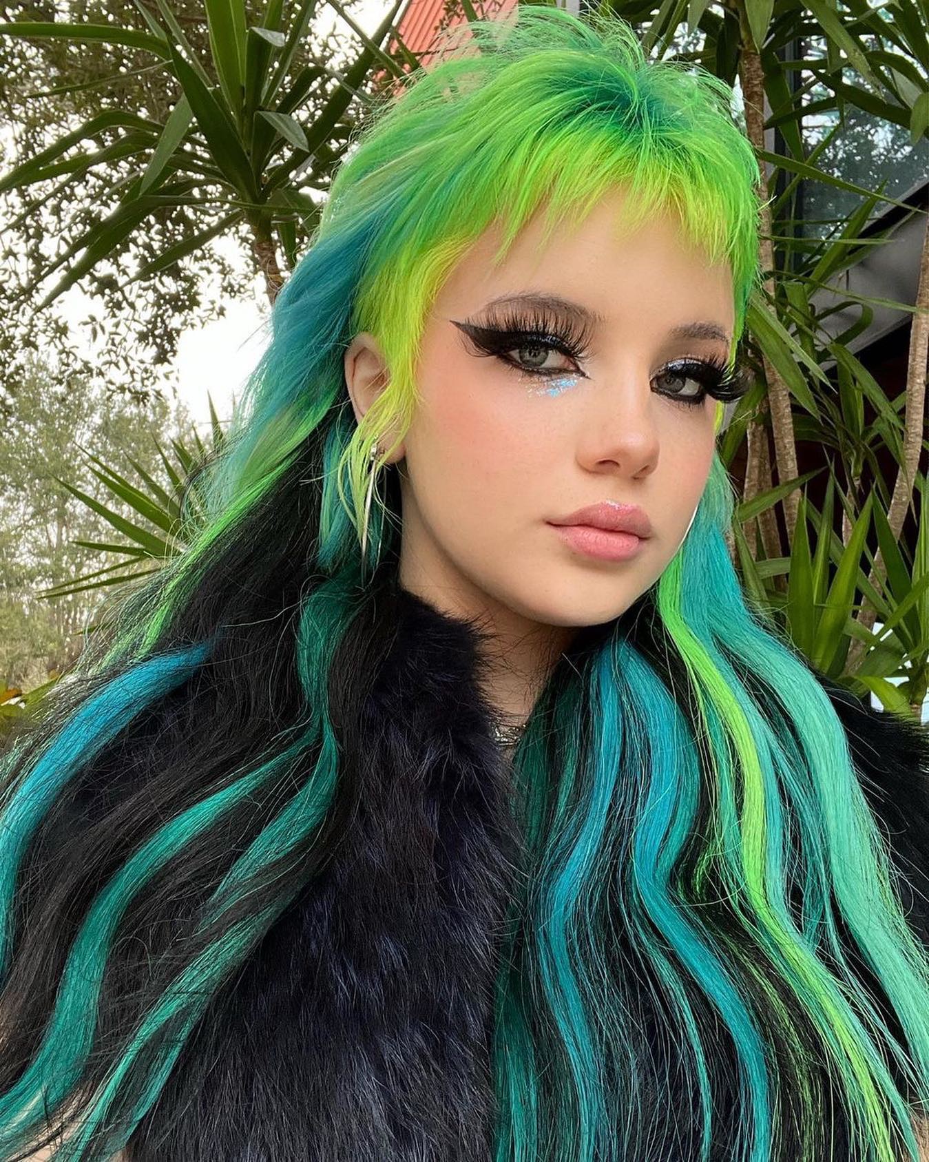 Green Hair color 29 face shape | green hair color | green hair color for women Green Hair Color ideas