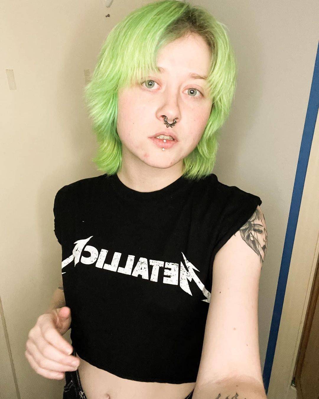 Green Hair color 336 face shape | green hair color | green hair color for women Green Hair Color ideas