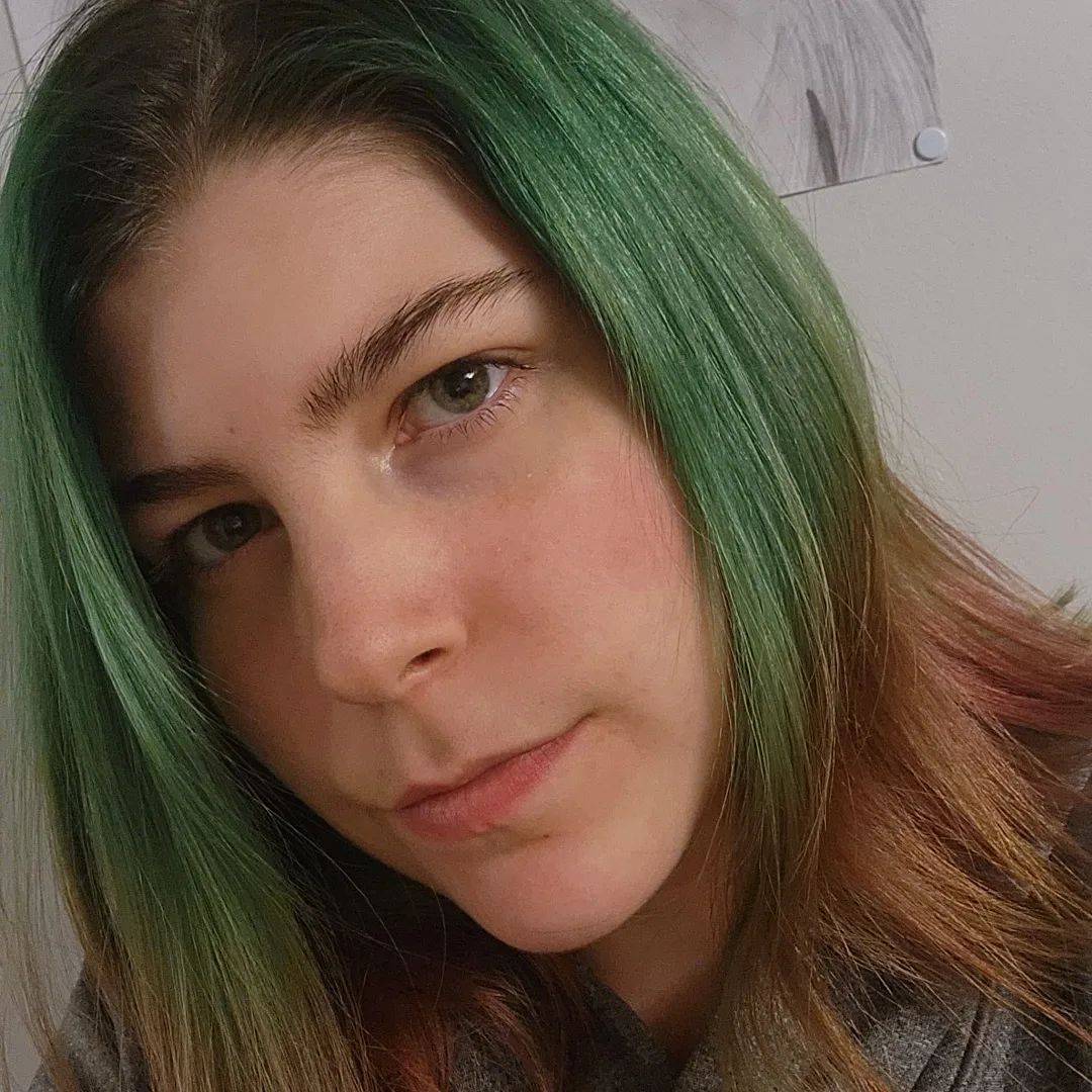 Green Hair color 347 face shape | green hair color | green hair color for women Green Hair Color ideas
