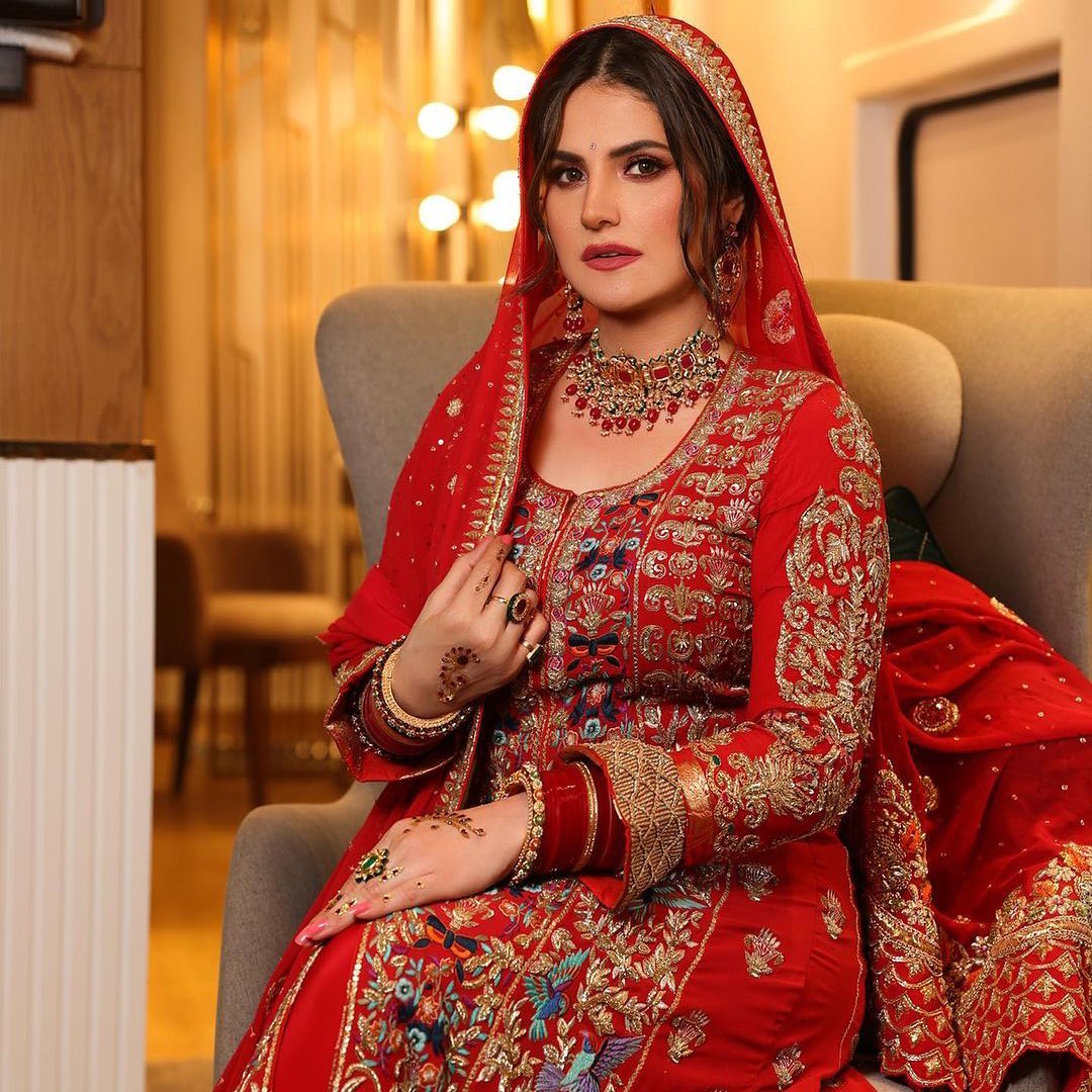 Bollywood actress Zareen Khan wedding look