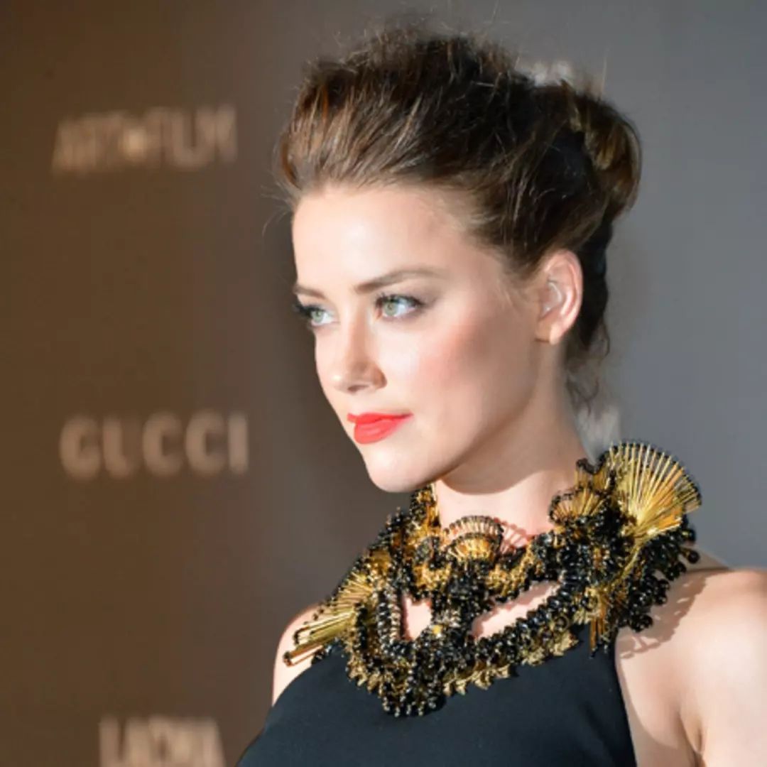 Amber Heard Hairstyle 7 Amber Heard black hair | Amber Heard blonde hair | Amber Heard braids Amber Heard Hairstyles