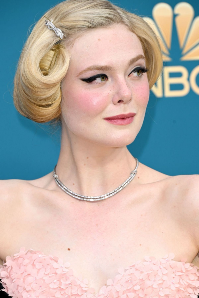 95 Elle Fanning Hairstyles