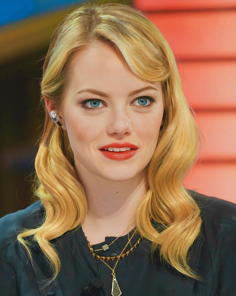 100+ Emma Stone Hairstyles