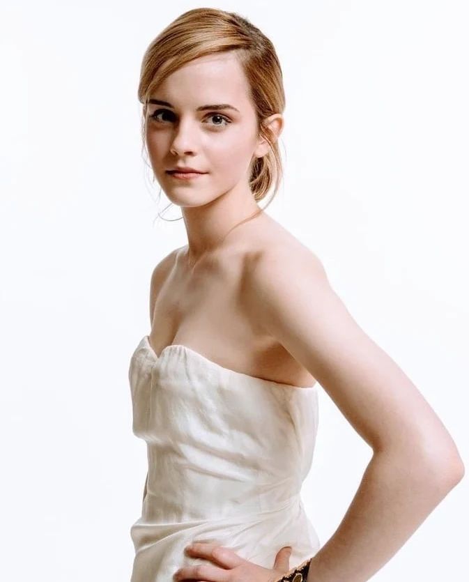 Emma Watson Hairstyle 17 celebrity hairstyles | emma watson | emma watson's hairstyles Emma Watson's hairstyle