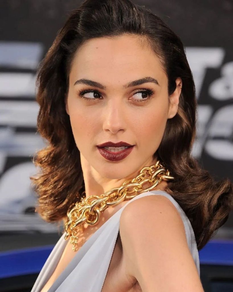 Gal Gadot Hairstyle 12 celebrity hairstyles | Gal Gado | Gal Gado hairstyles Gal Gadot hairstyles