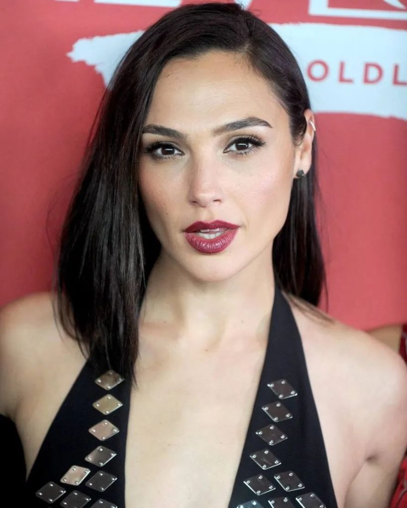 Gal Gadot Hairstyle 16 celebrity hairstyles | Gal Gado | Gal Gado hairstyles Gal Gadot hairstyles