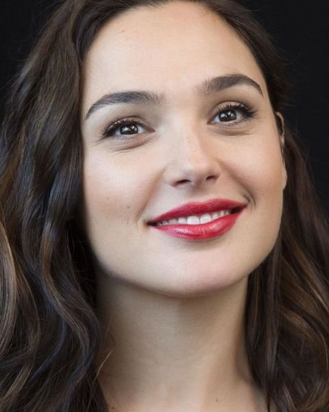 Gal Gadot Hairstyle 29 celebrity hairstyles | Gal Gado | Gal Gado hairstyles Gal Gadot hairstyles