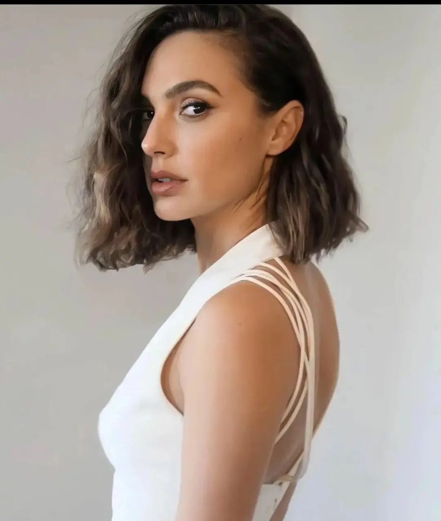 Gal Gadot Hairstyle 5 celebrity hairstyles | Gal Gado | Gal Gado hairstyles Gal Gadot hairstyles