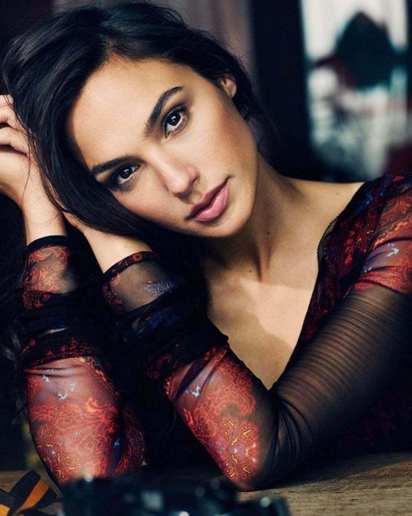 Gal Gadot Hairstyle 89 celebrity hairstyles | Gal Gado | Gal Gado hairstyles Gal Gadot hairstyles