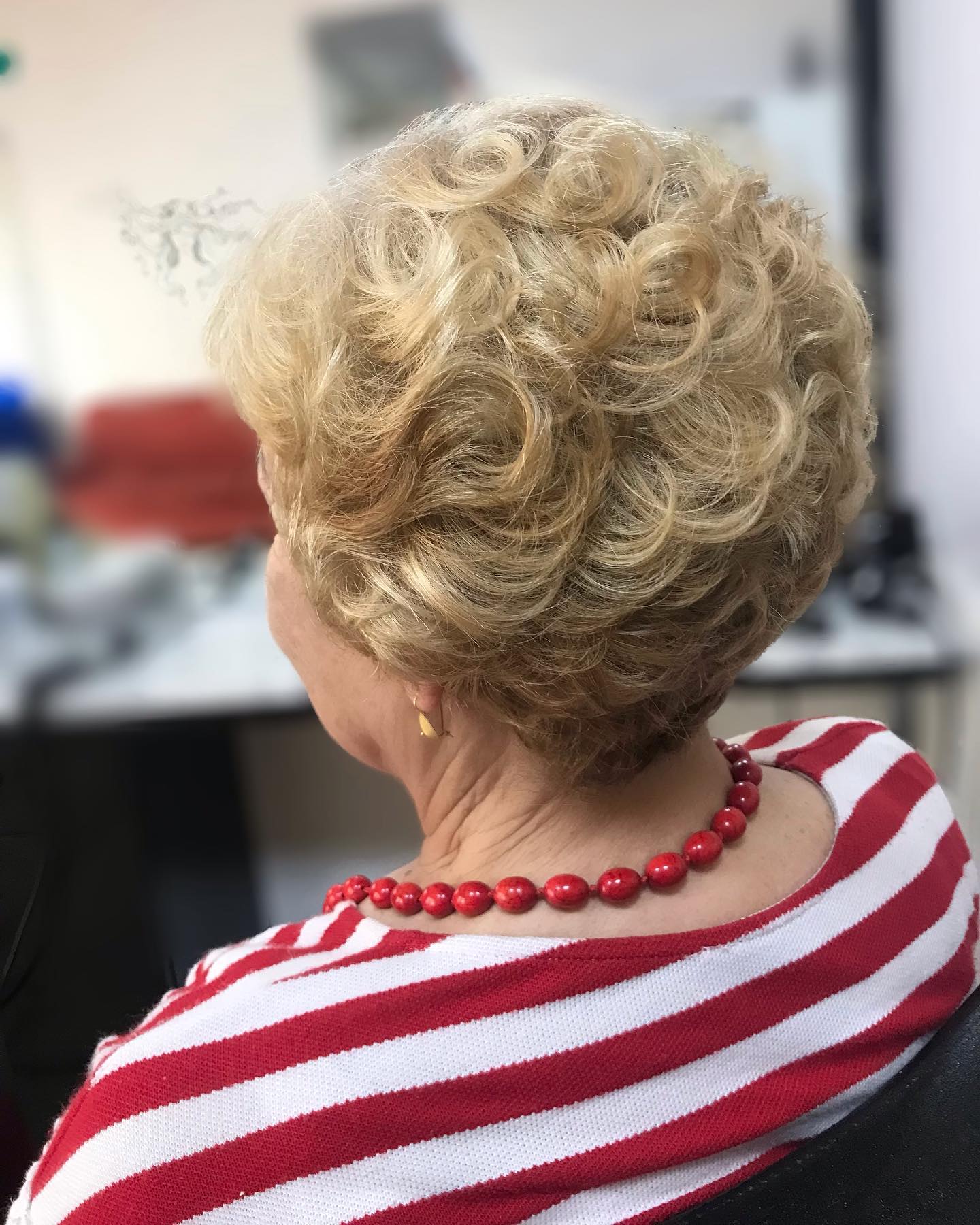 Hairstyles for Women Over 70 22 Hairstyles for over 70 with fine hair | Hairstyles for over 70 with glasses | Medium length hairstyles for women over 70 Hairstyles for Women over 70