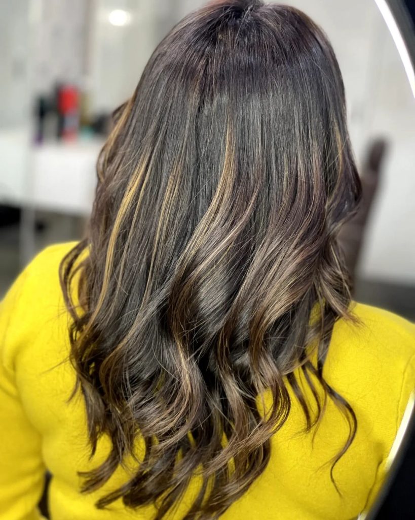 Highlights 116 Hair color pictures with highlights and lowlights | Hair highlights for dark hair | Hair highlights for light hair Highlights for Women