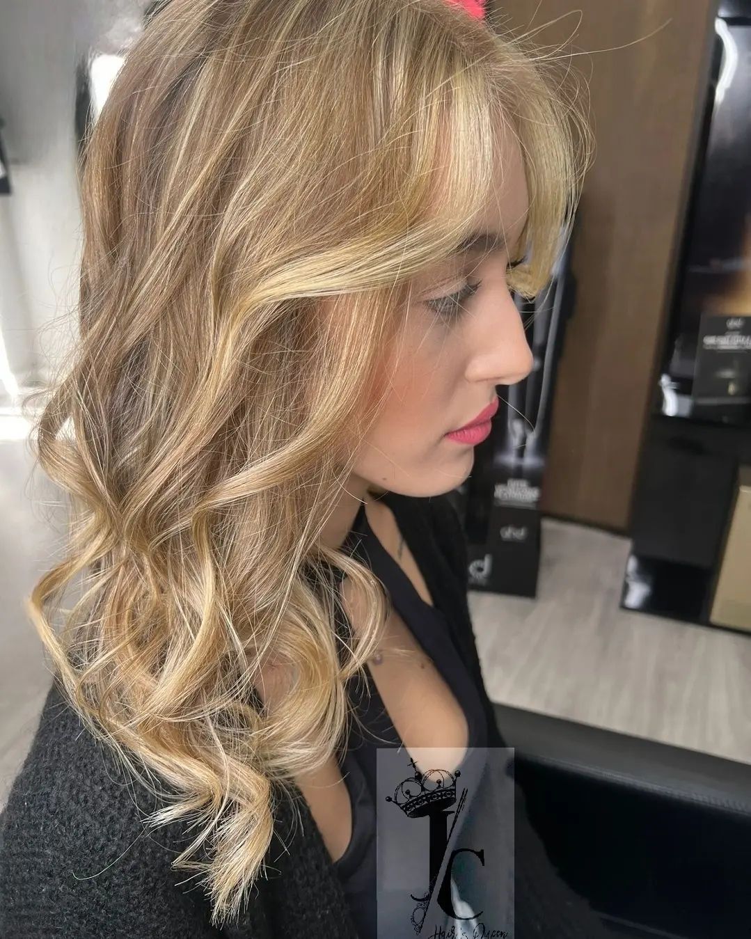 Highlights 150 Hair color pictures with highlights and lowlights | Hair highlights for dark hair | Hair highlights for light hair Highlights for Women