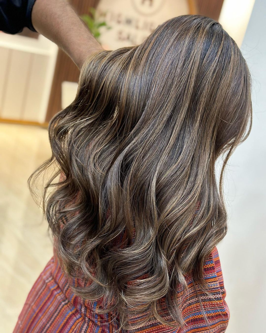 Highlights 194 Hair color pictures with highlights and lowlights | Hair highlights for dark hair | Hair highlights for light hair Highlights for Women