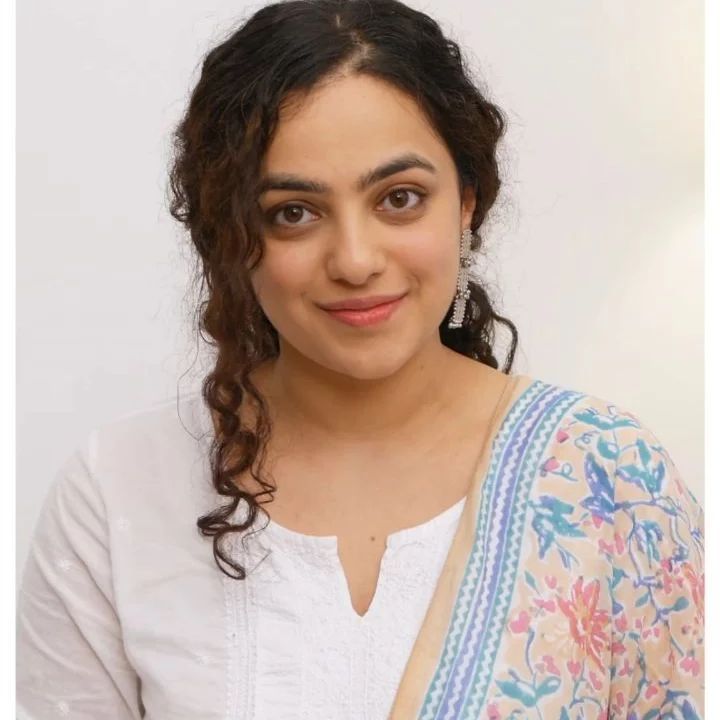 Nithya Menen Hairstyle 117 Nithya Menen Curly Bun | Nithya Menen Loose Curl Hairstyles | Nithya Menen Ponytail Hairstyles Nithya Menen Hairstyles