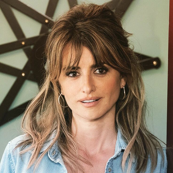 Penelope Cruz Hairstyle 39 Actress hairstyle Images | Famous haircuts female | famous hairstyles name Hollywood Actresses Hairstyles