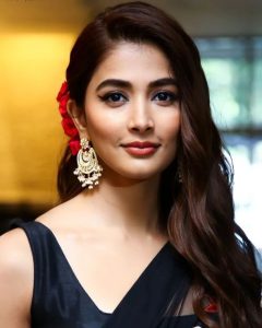 Pooja Hegde Hairstyle 87