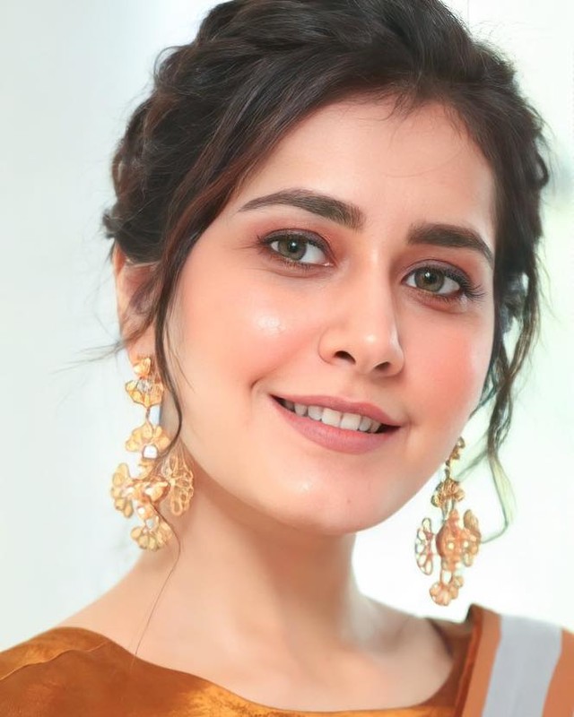 Rashi Khanna Hairstyle 105 rashi khanna | rashi khanna curly hairstyles | rashi khanna haircuts 2023 rashi khanna hairstyles