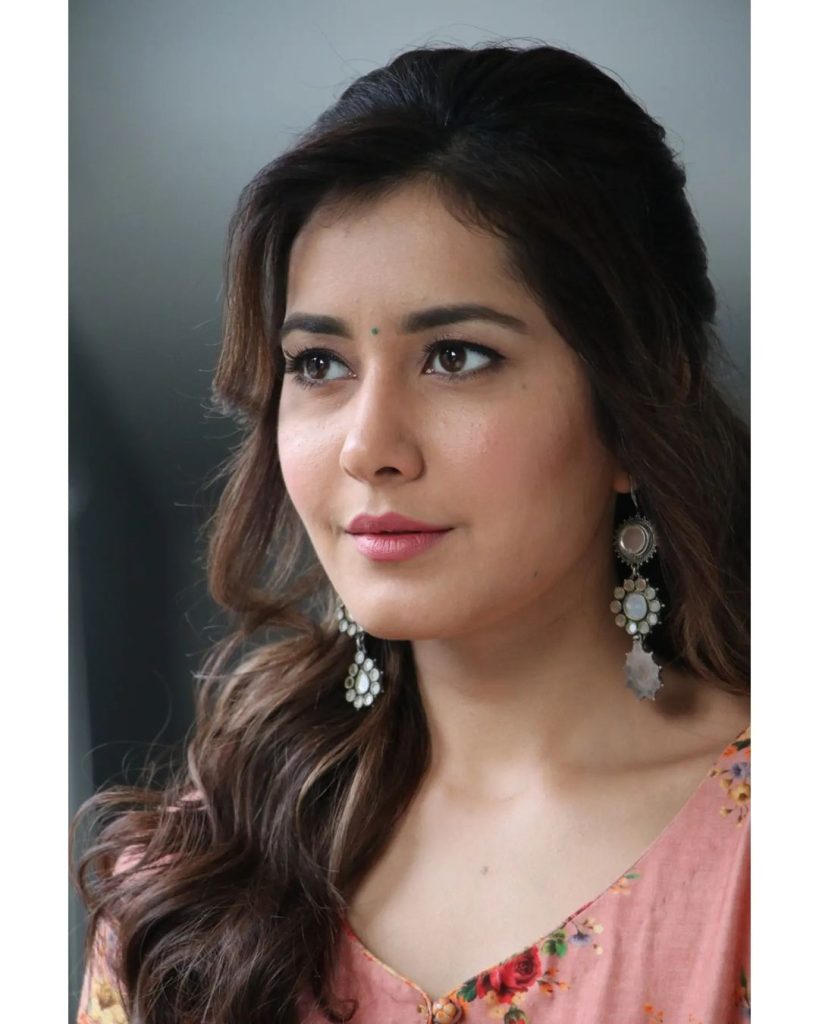 Rashi Khanna Hairstyle 69 rashi khanna | rashi khanna curly hairstyles | rashi khanna haircuts 2023 rashi khanna hairstyles