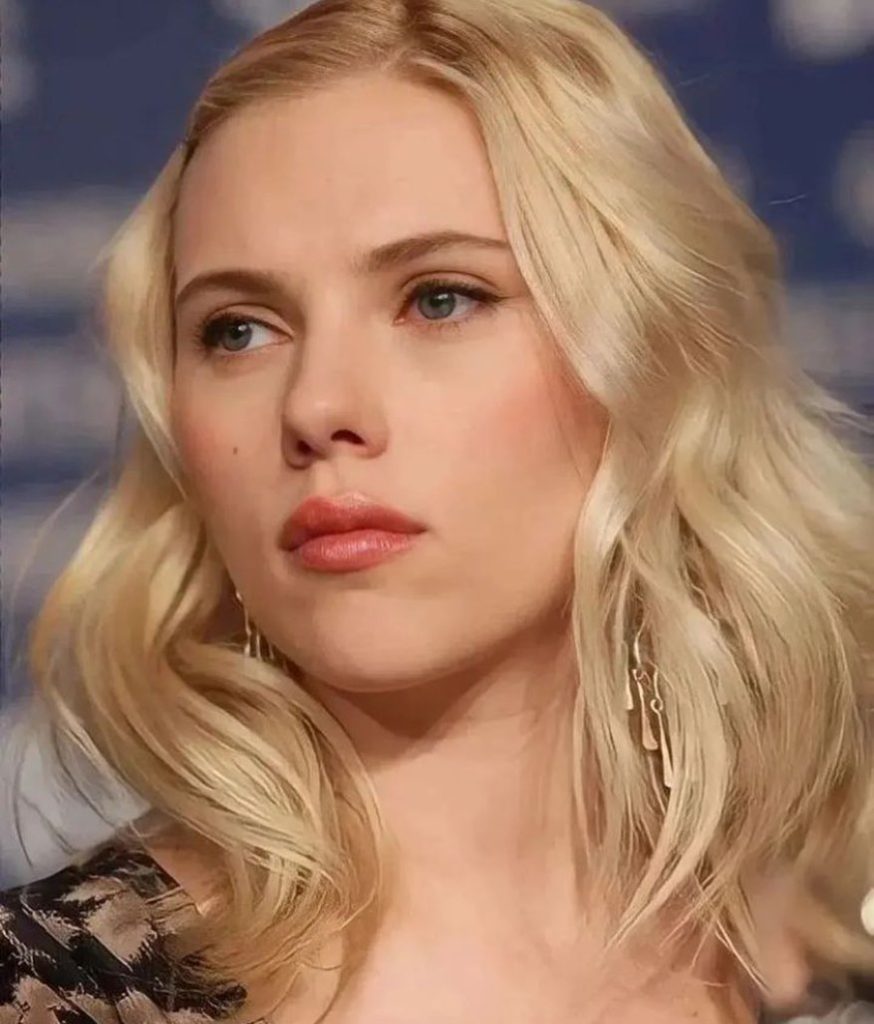 Scarlett Johansson Hairstyles 53 Scarlett Johansson blonde Hair | Scarlett Johansson bob haircut | Scarlett Johansson long hair Scarlett Johansson Hairstyles