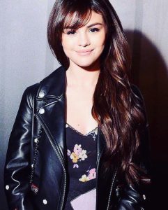 Selena Gomez hairstyle 102