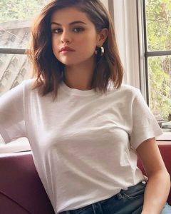 Selena Gomez hairstyle 216