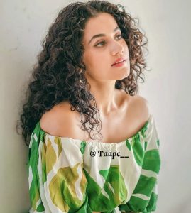 Taapsee Pannu Hairstyle 144