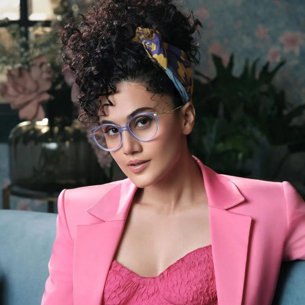 Taapsee Pannu Hairstyle 151 Taapsee Pannu Haircut | Taapsee Pannu Loose Curl Hairstyles | Tapsee Pannu curling iron Taapsee Pannu Haircut