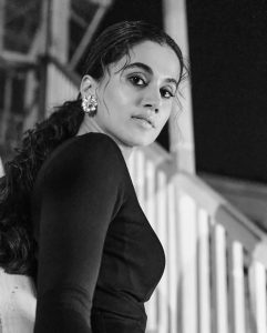 Taapsee Pannu Hairstyle 24