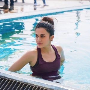 Taapsee Pannu Hairstyle 32