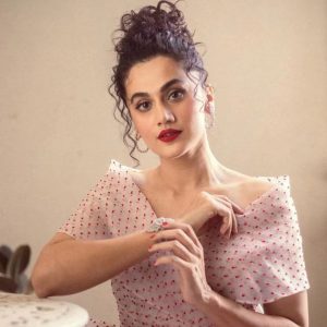 Taapsee Pannu Hairstyle 57