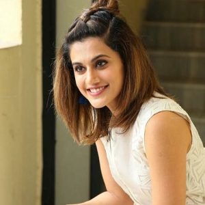 Taapsee Pannu Hairstyle 94