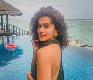 Taapsee Pannu Hairstyle 98
